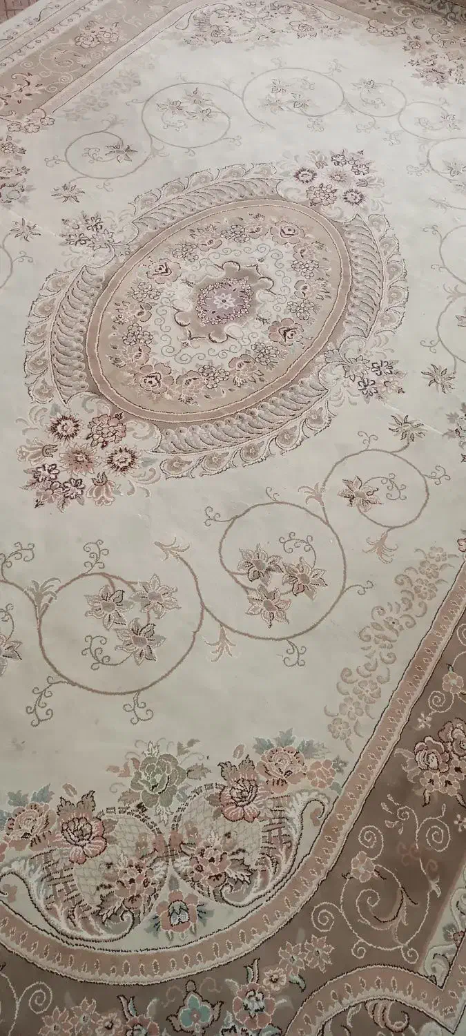 فرش کار کرده تمیز|فرش|سبزوار, فقیه سبزواری|دیوار