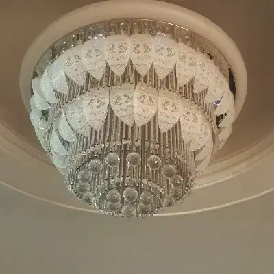 لوستر کریستال|لوستر و چراغ آویز|قم, زنبیل آباد|دیوار