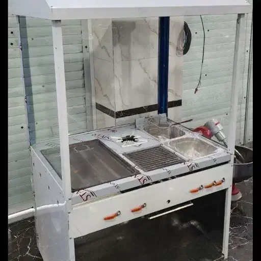 فر ساندویچ|کافی‌شاپ و رستوران|نوشین شهر, |دیوار