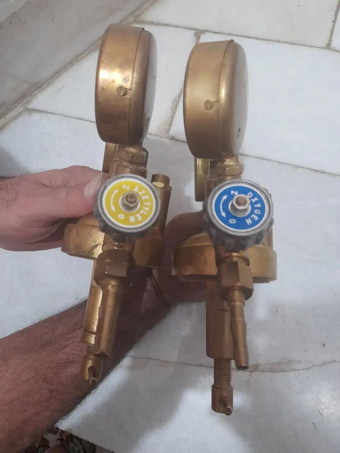 مانومتر|ابزارآلات|یزد, |دیوار