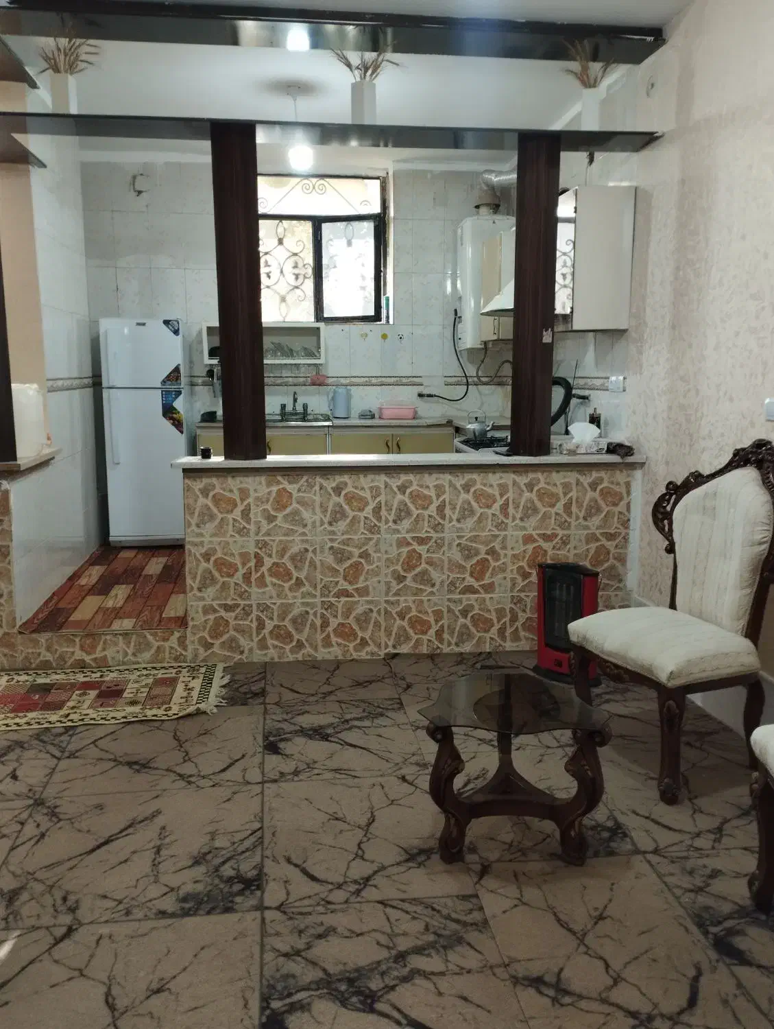 منزل مبله خیابان حجاب|اجارهٔ کوتاهمدت آپارتمان و سوئیت|شیراز, عادل آباد|دیوار