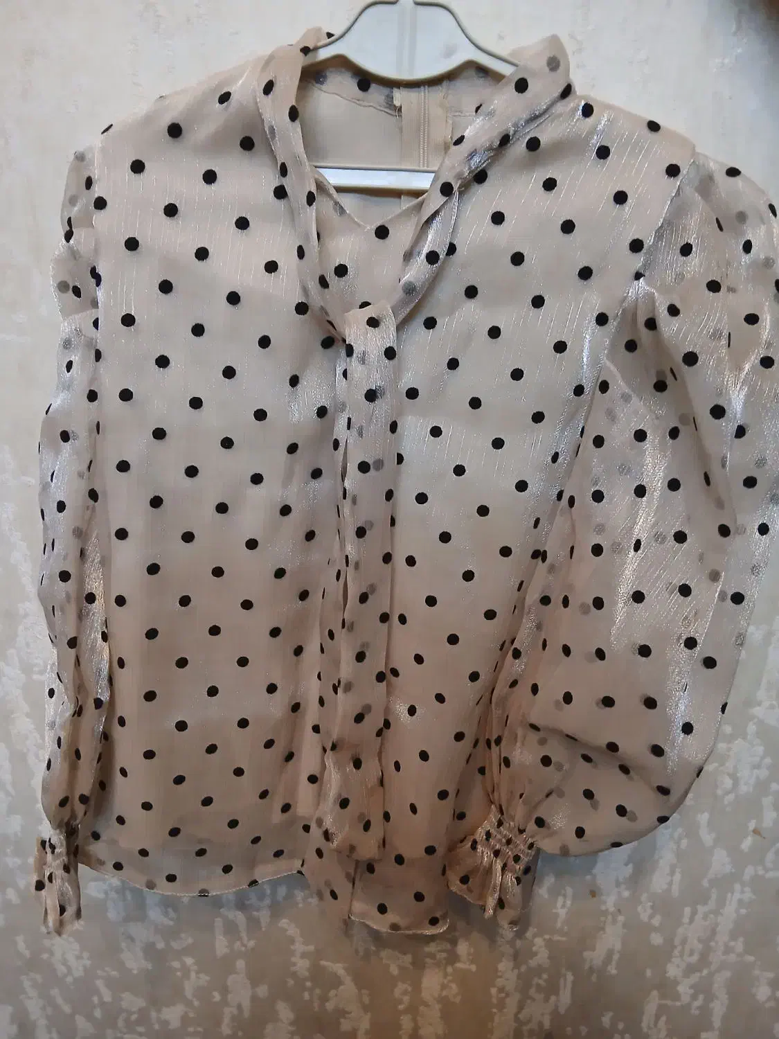 لباس|لباس|قزوین, |دیوار