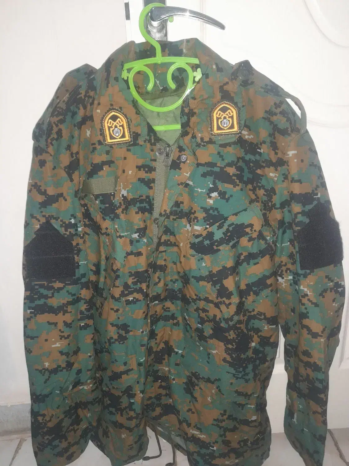 فروش لباس نظامی دوتا کلاه|لباس|همدان, |دیوار