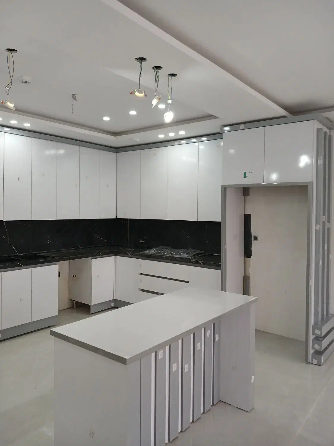 کابینت و کمد دیواری|مصالح و تجهیزات ساختمان|گلبهار, شهر جدید گلبهار|دیوار