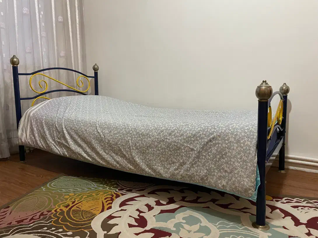 تخت خواب تک نفره به همراه تشک طبی|تخت و سرویس خواب|رشت, شهرک قدس|دیوار