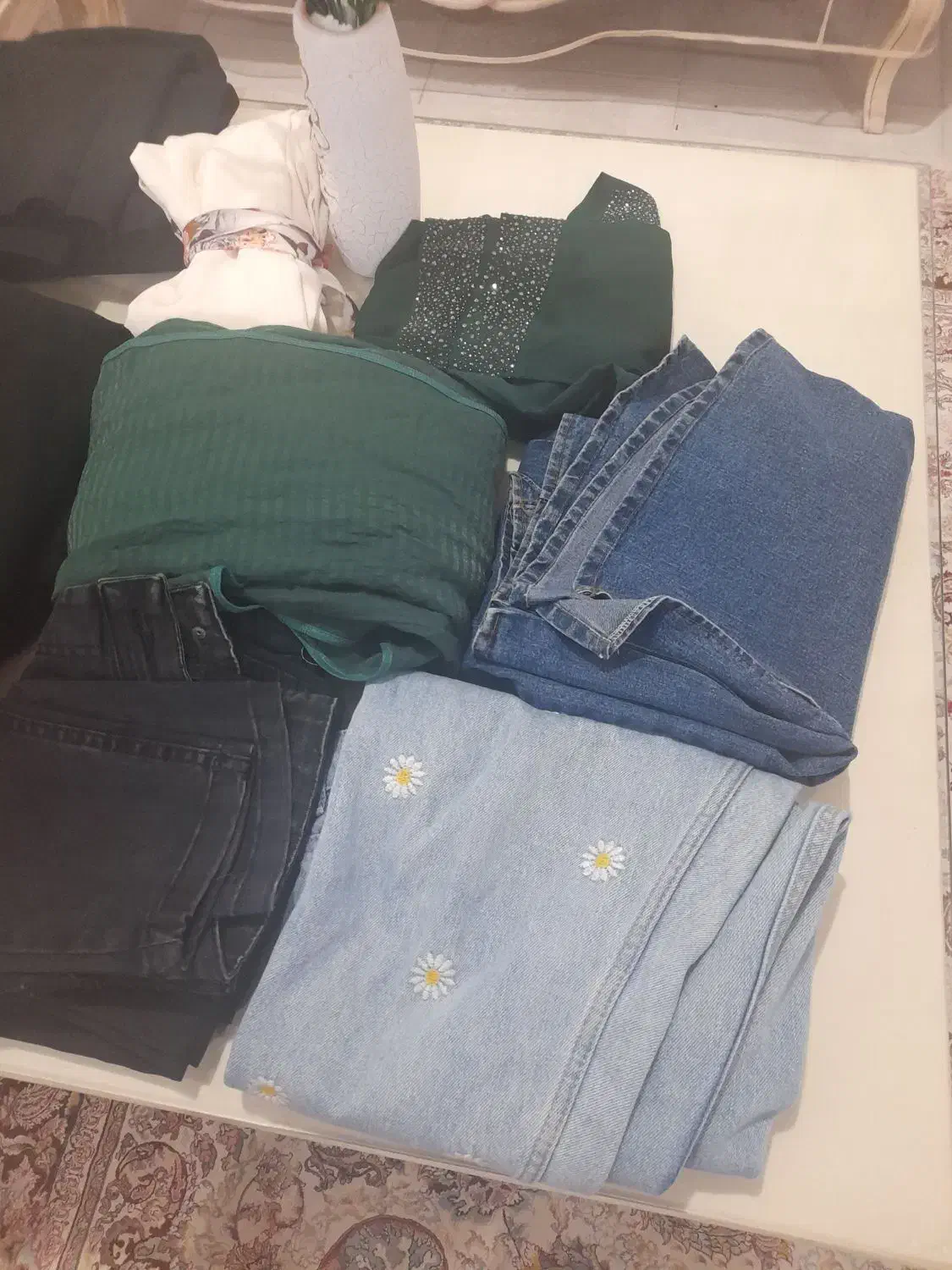 لباس زنانه|لباس|آبدانان, |دیوار