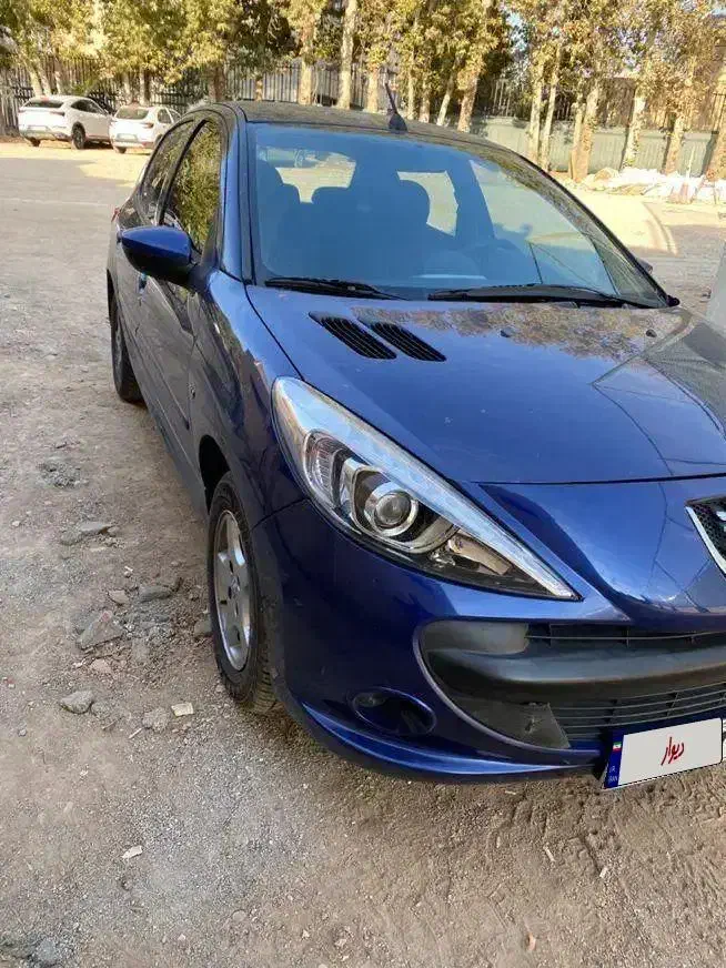 پژو ۲۰۷ اتومات ۹۶|خودرو سواری و وانت|شیراز, قصرالدشت|دیوار