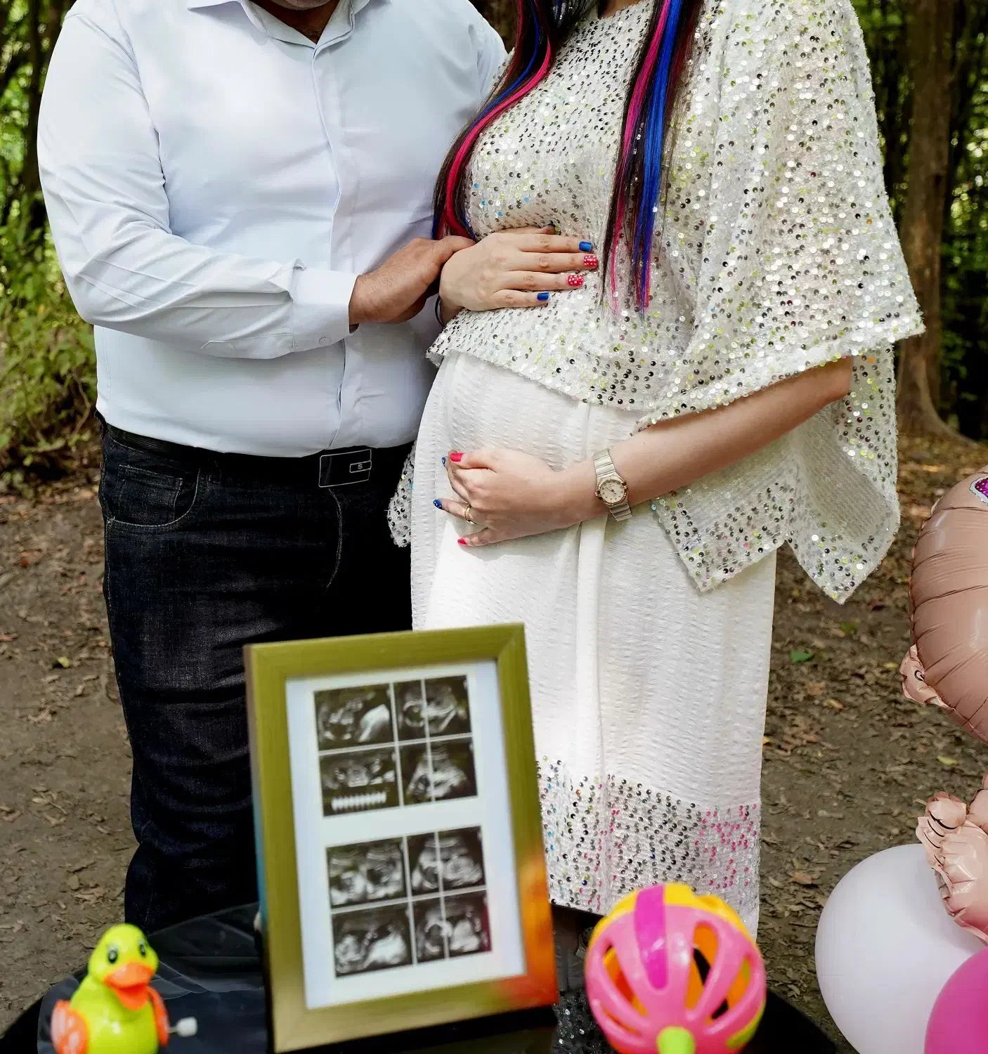 لباس بارداری|لباس|بابل, |دیوار