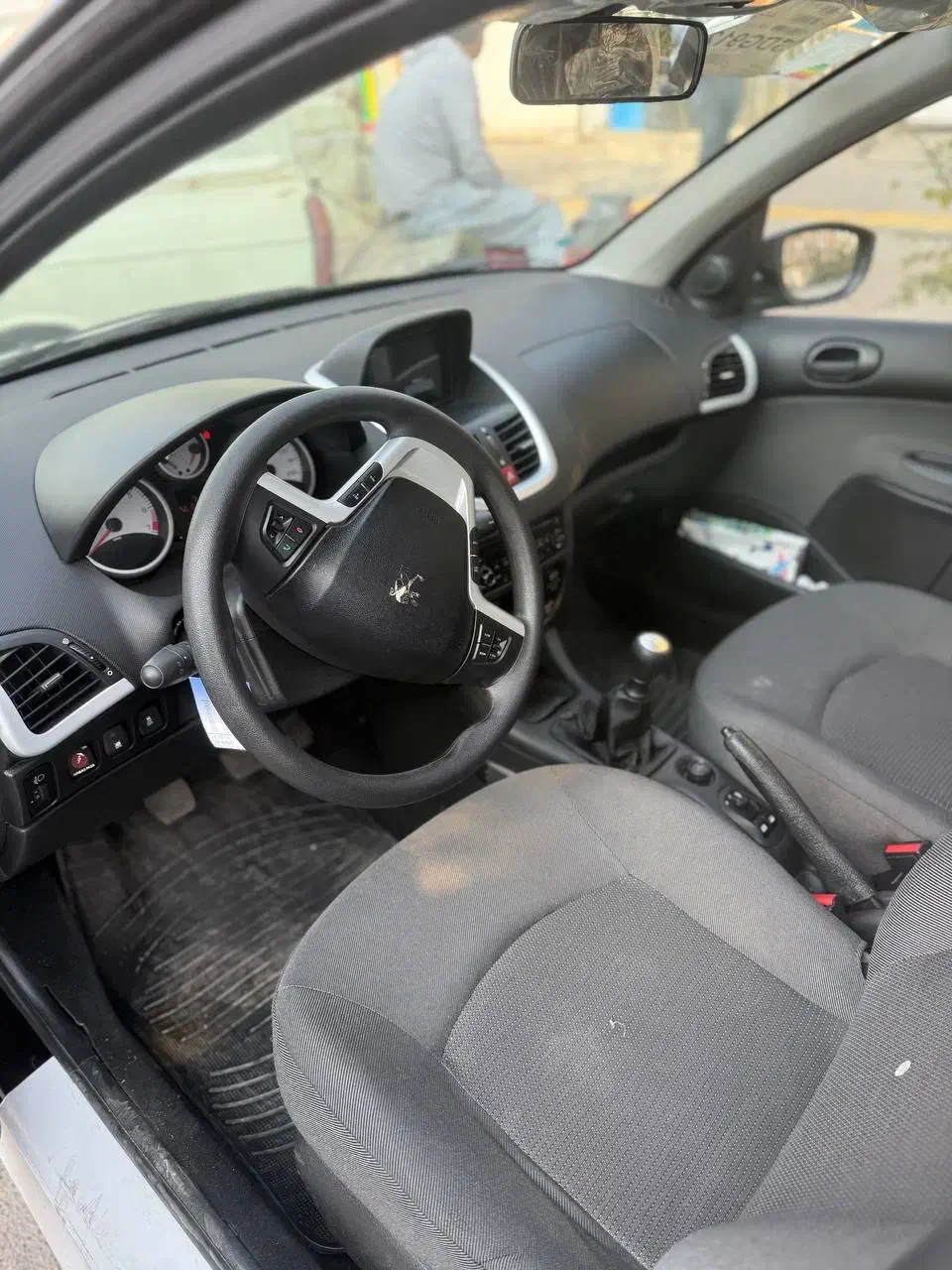 پژو207 سقف فلز|خودرو سواری و وانت|مشهد, کوی ولیعصر|دیوار