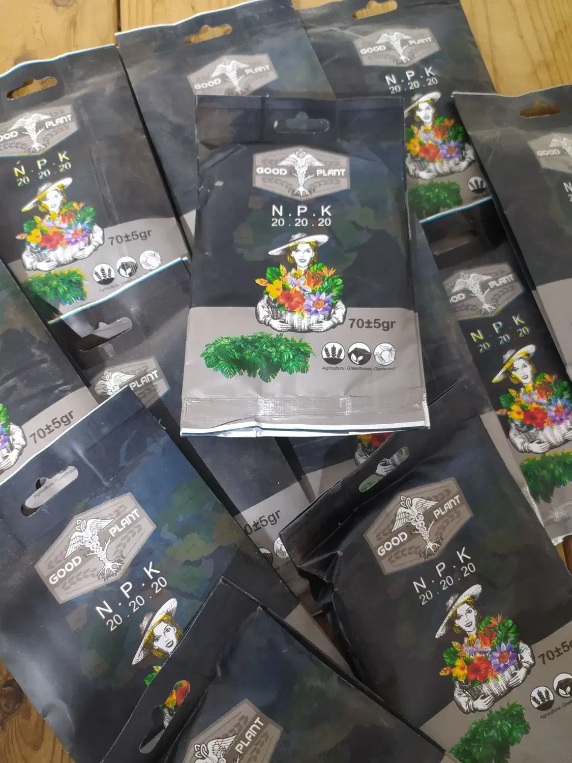 فروش عمده و خرده کسب کارتو راه بنداز|گل و گیاه طبیعی|یزد, |دیوار