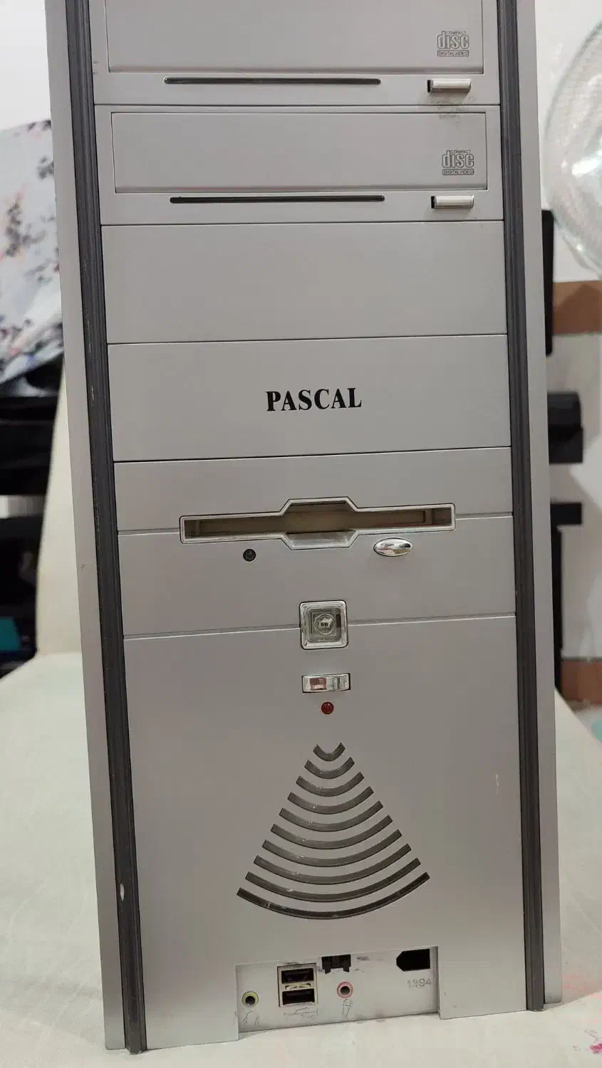 کیس سالم و تمیز|رایانه رومیزی|شهرکرد, |دیوار