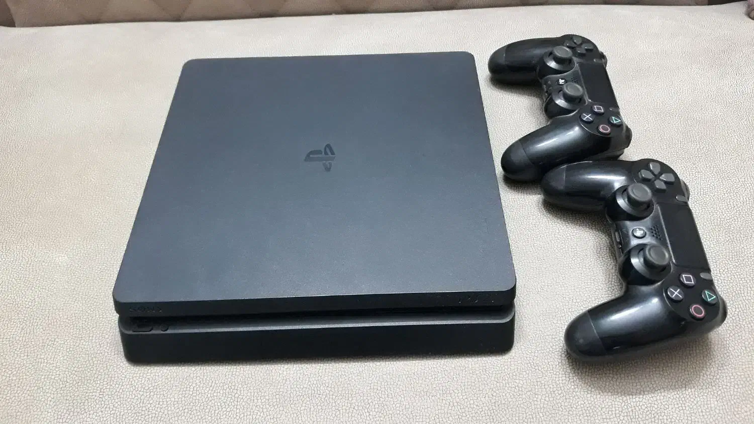 ps4 slim اکانتی ۵۰۰ گیگ|کنسول، بازی ویدئویی و آنلاین|مشهد, شهرک مهرگان|دیوار