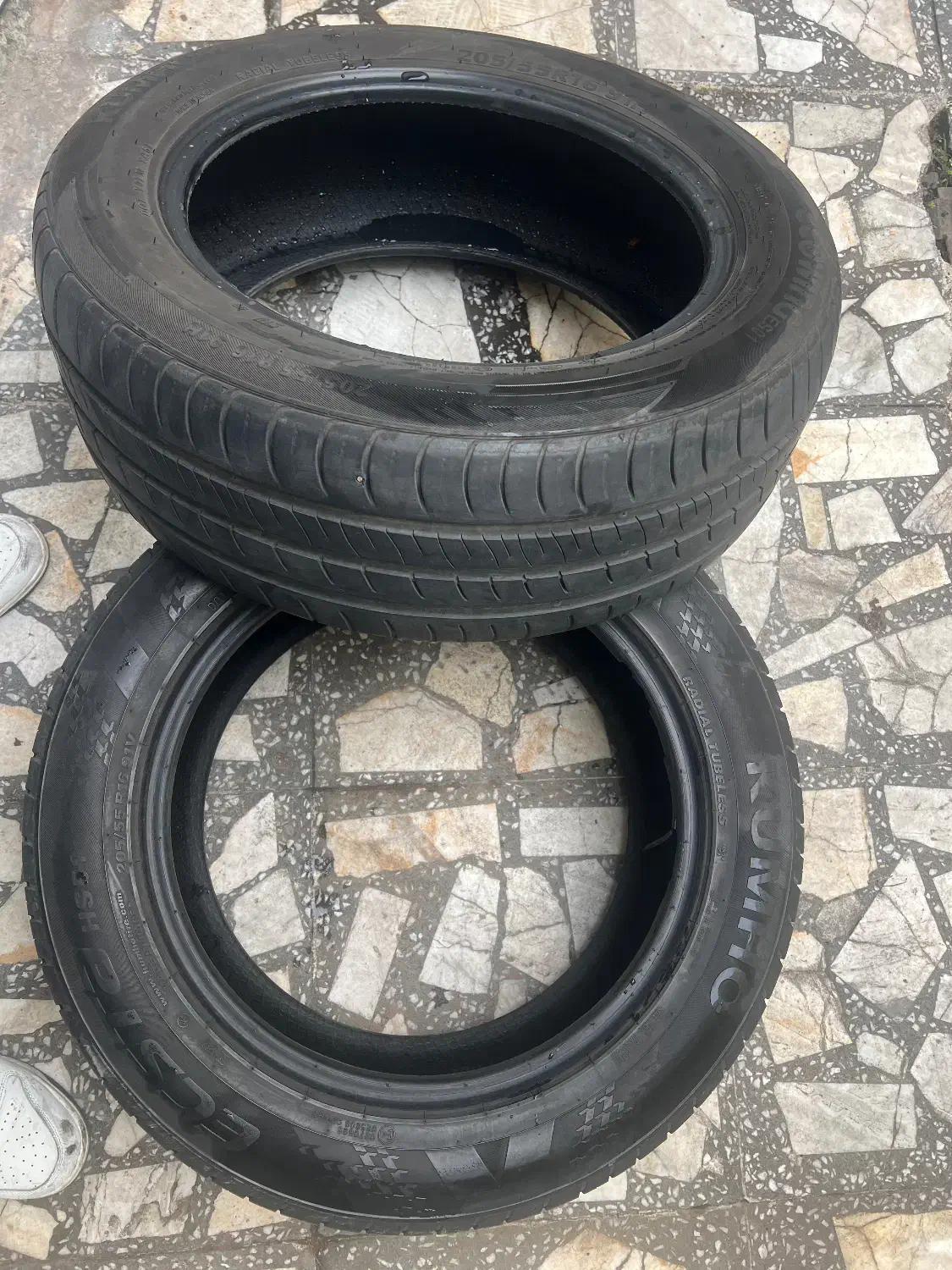 لاستیک مزدا نیو کومهو|قطعات یدکی و لوازم جانبی|رشت, استقامت ۲|دیوار