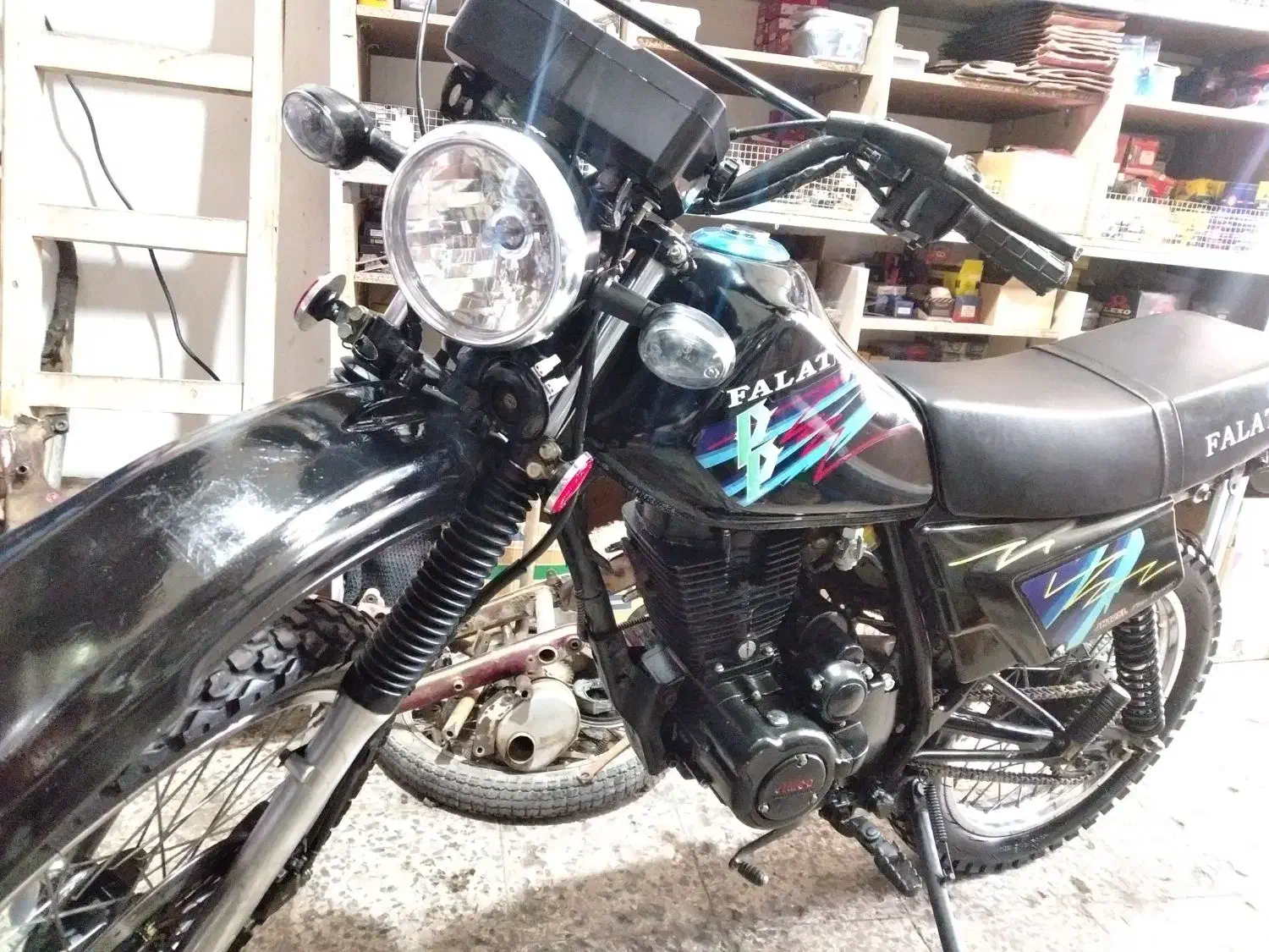 فلات 200|موتورسیکلت|تبریز, |دیوار