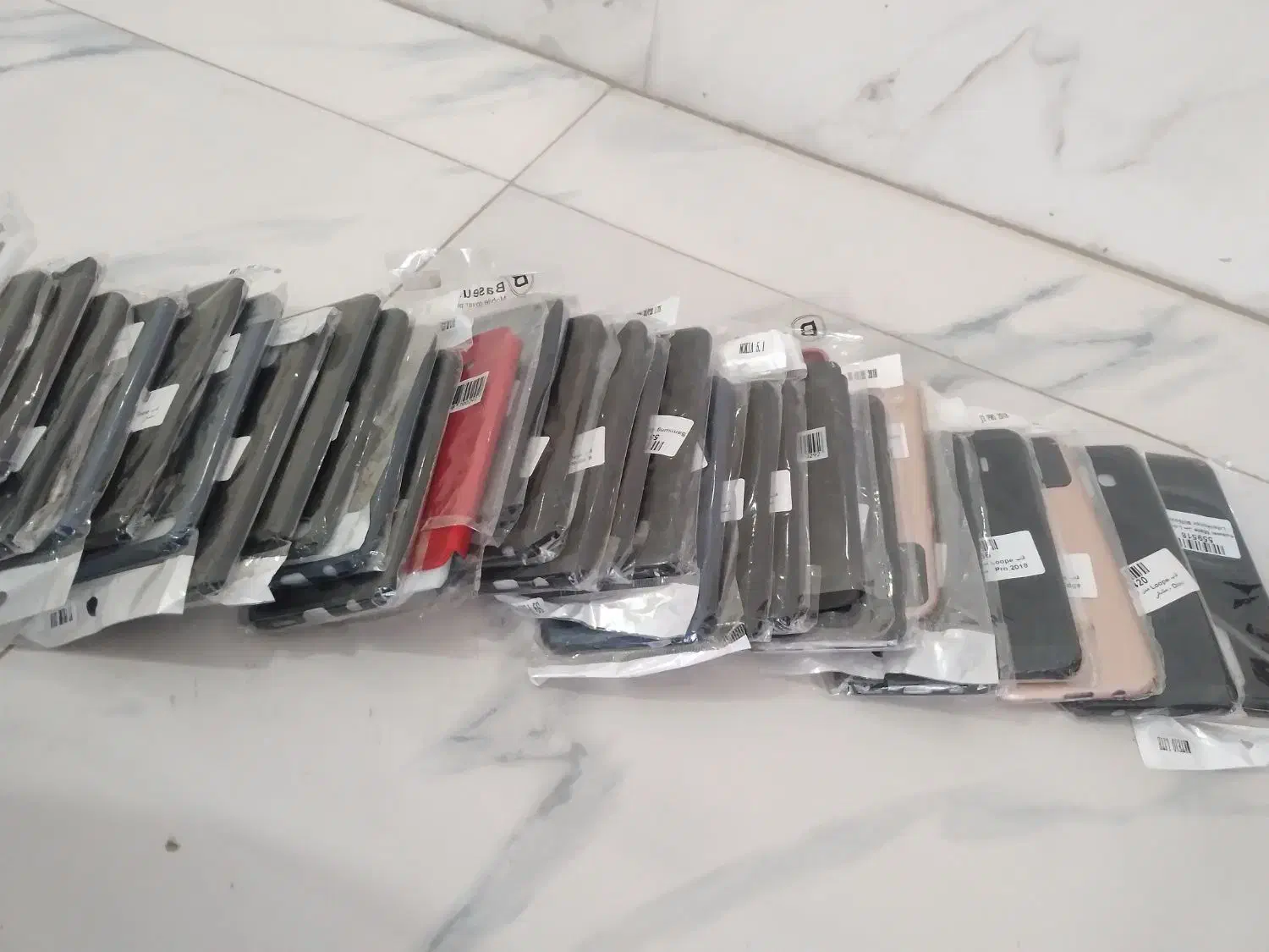 ۳۳عددقاب گوشی|لوازم جانبی موبایل و تبلت|رباط‌کریم, الارد|دیوار