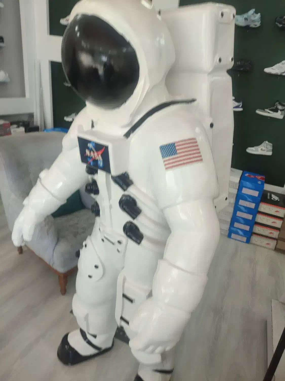 مجسمه آدم فضایی|مجسمه، تندیس، ماکت|زنجان, |دیوار