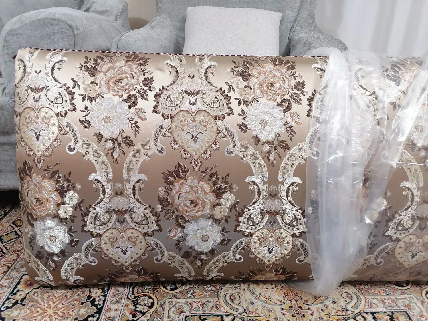 پشتی|پشتی|ارومیه, |دیوار