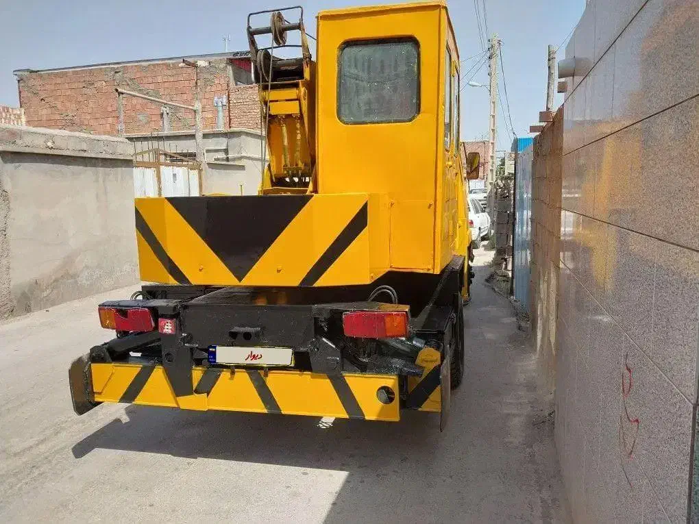 جرثقیل هفت تن تادانو|خودرو سنگین|کرمان, |دیوار