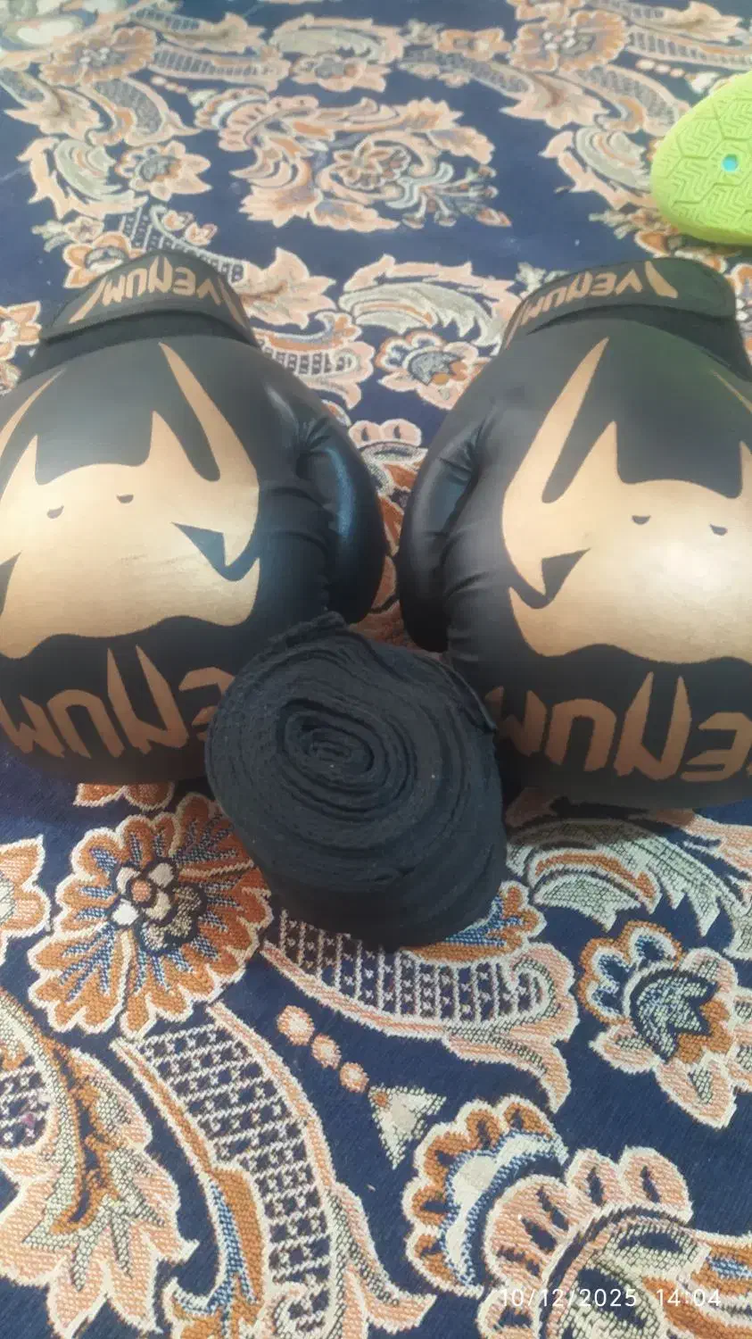 دستکش بوکس و باند بوکس ۵ متری کشی|تجهیزات ورزشی|اسفراین, |دیوار