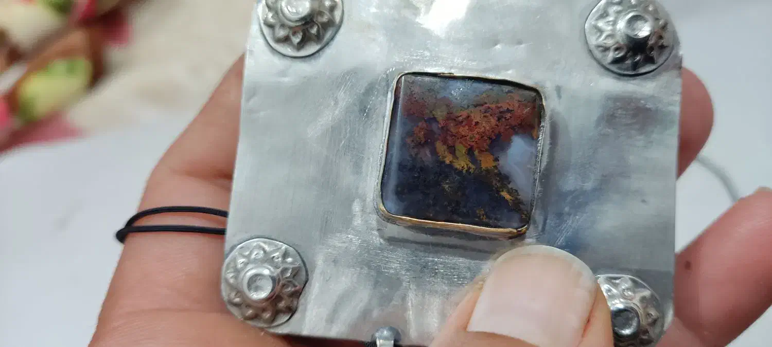 گردنبند ورشو قدیمی|کلکسیون اشیاء عتیقه|عسلویه, |دیوار