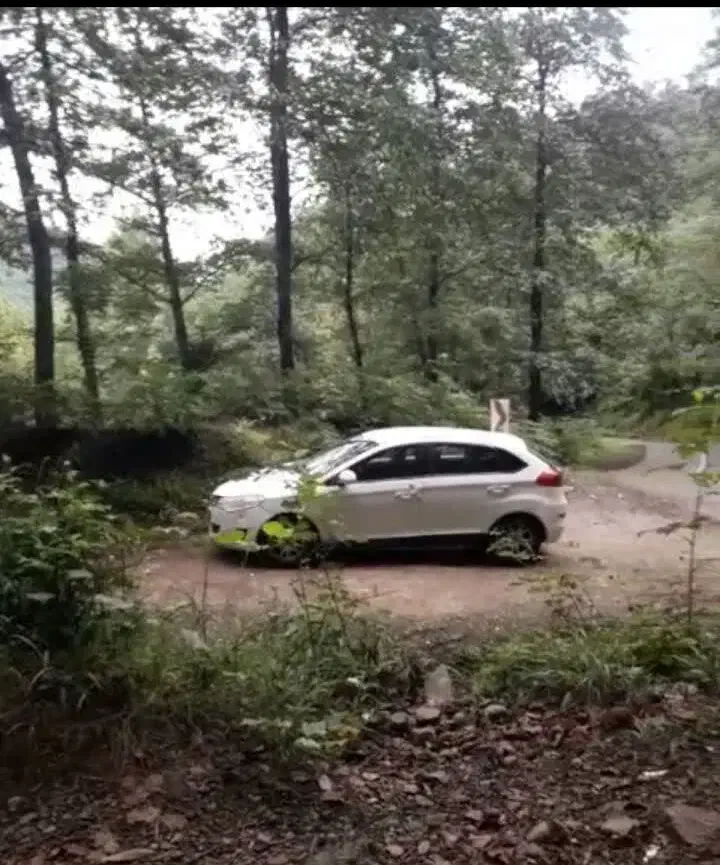 ام وی ام ۳۱۵ مدل ۹۱ کارکرد۲۲۰ کیلومتر|خودرو سواری و وانت|ساوه, |دیوار