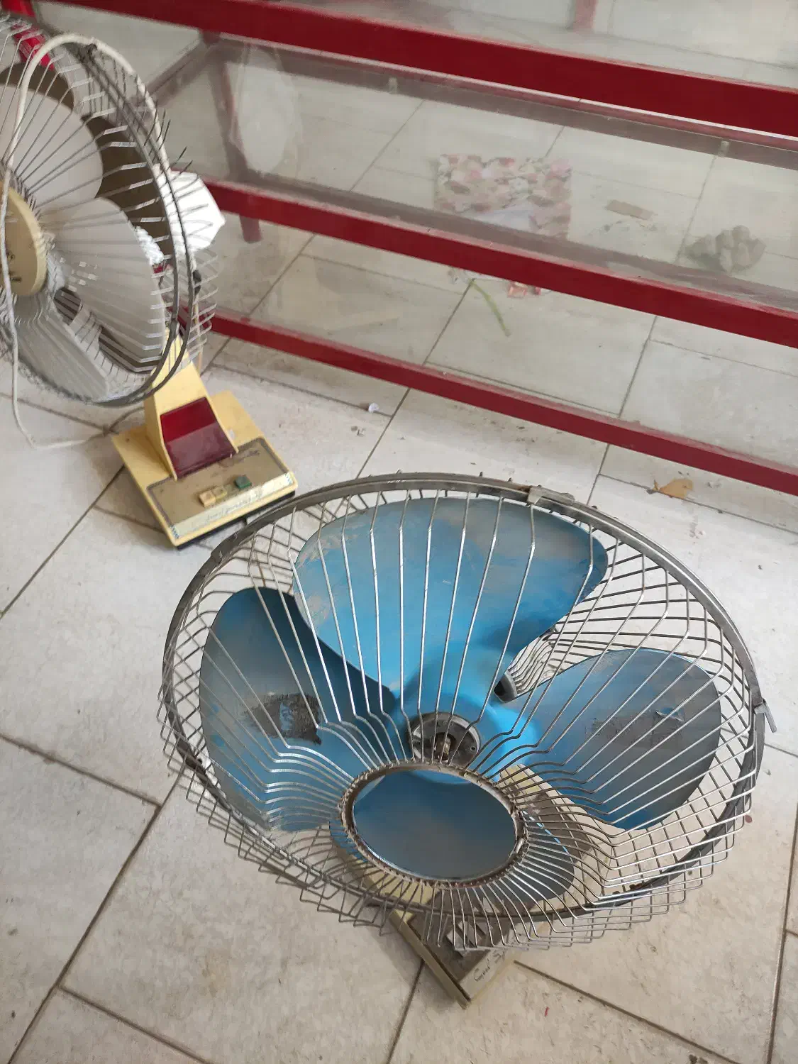 پنکه|پنکه و تصفیه‌کنندهٔ هوا|یزد, |دیوار