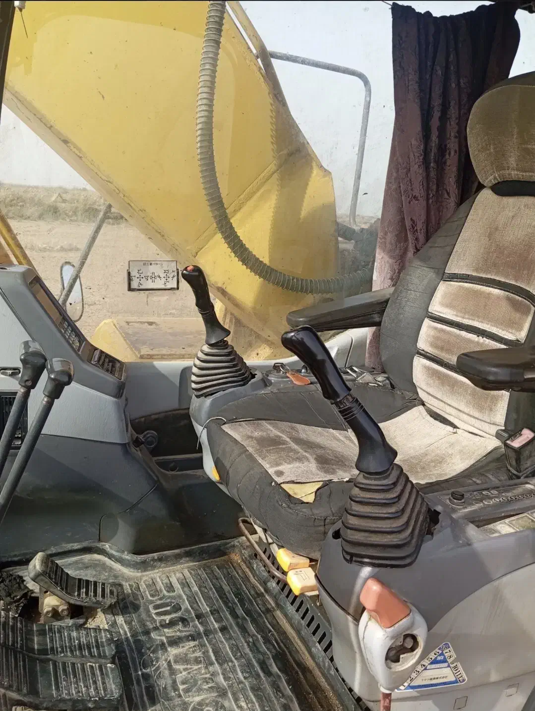 بیل مکانیکی 200مدل۲۰۰۲سند ملی|خودرو سنگین|شادگان, |دیوار