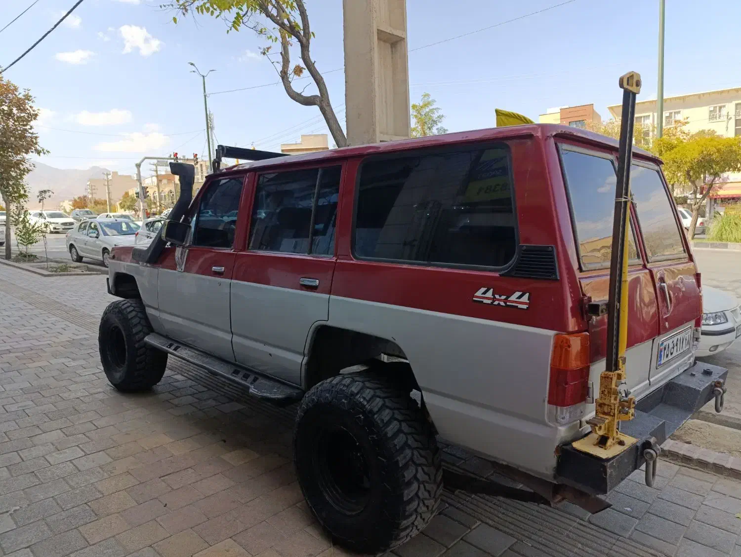 شیشه دودی|خدمات موتور و ماشین|همدان, |دیوار