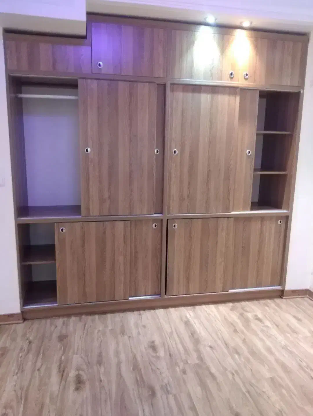 140متر سالن پرده رو به آفتاب تخلیه *