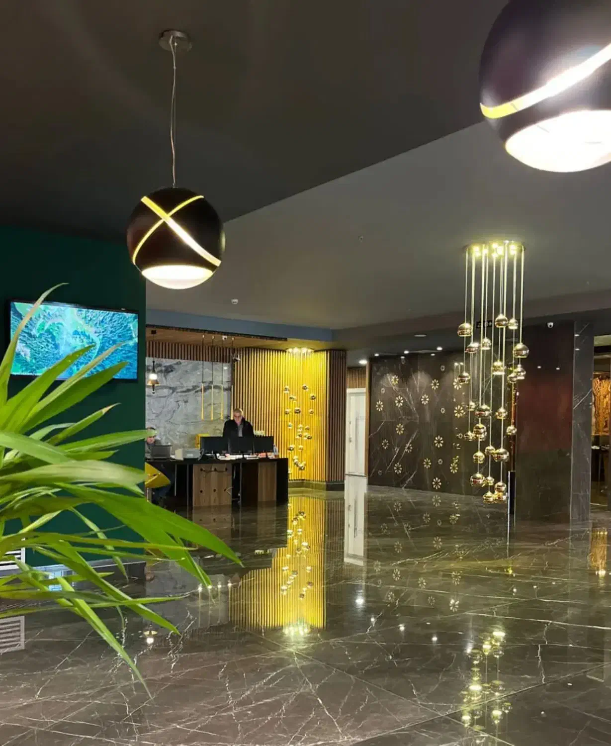 برج باغ مشاعات دار ۵۱ متری مجلل مختص سخت پسندان