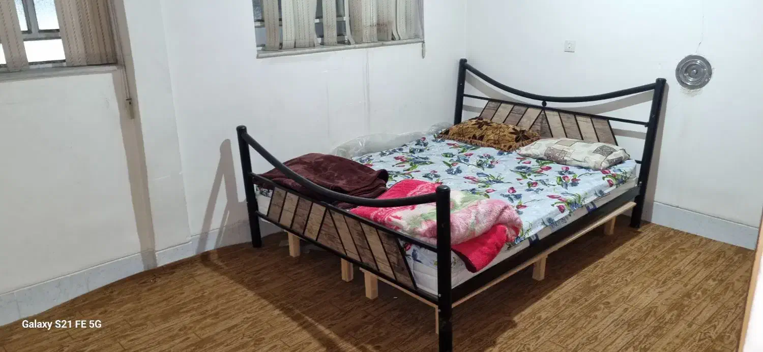 منزل با تمامی امکانات در مرکز شهر|اجارهٔ کوتاه‌مدت آپارتمان و سوئیت|شیراز, کاراندیش|دیوار