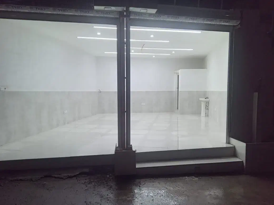 اجاره مغازه 38 متری در بلوار منفرد امیر 16|اجارهٔ مغازه و غرفه|آمل, |دیوار