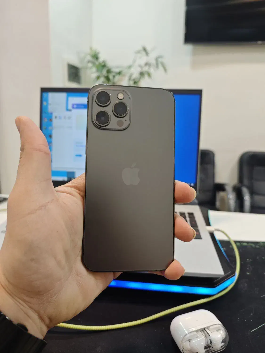 iphone 12 promax باتری ۸۱|موبایل|کرج, گوهردشت|دیوار