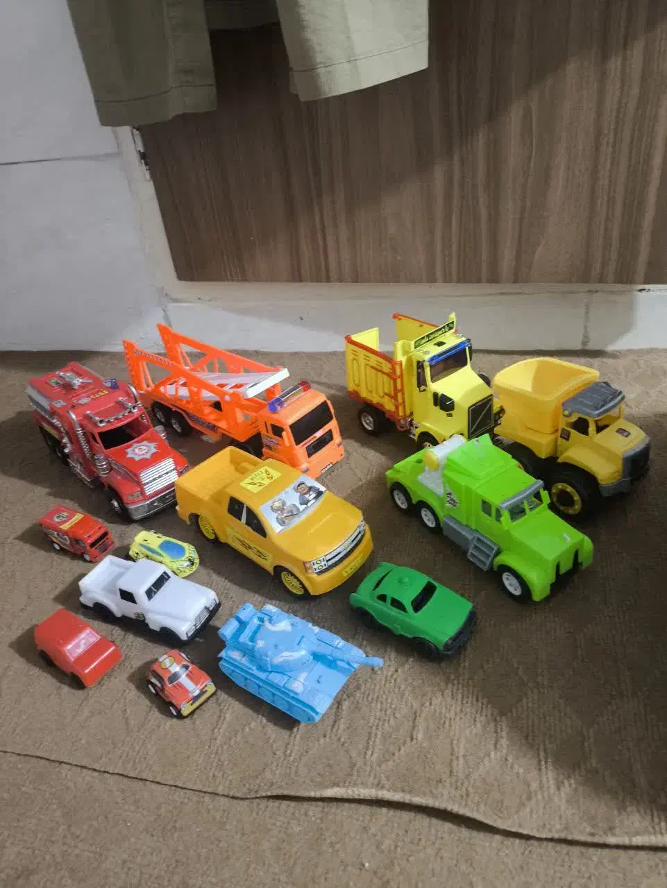 اسباب بازی|اسباب‌‌بازی|قم, باغ شریفی|دیوار