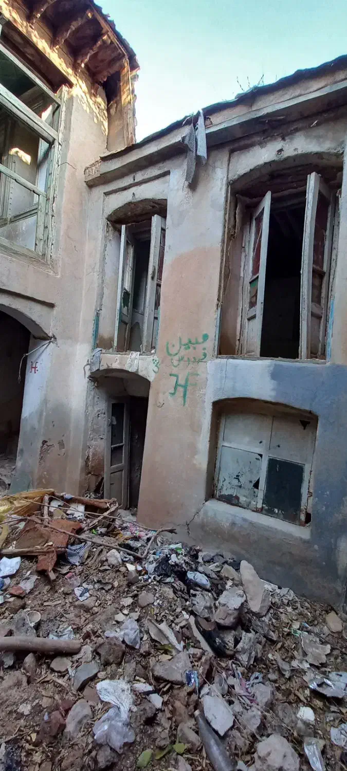 ملک قاجاری سنتی قدیمی شیراز.سر دوزک|فروش زمین و ملک کلنگی|شیراز, سیاه سنگ|دیوار