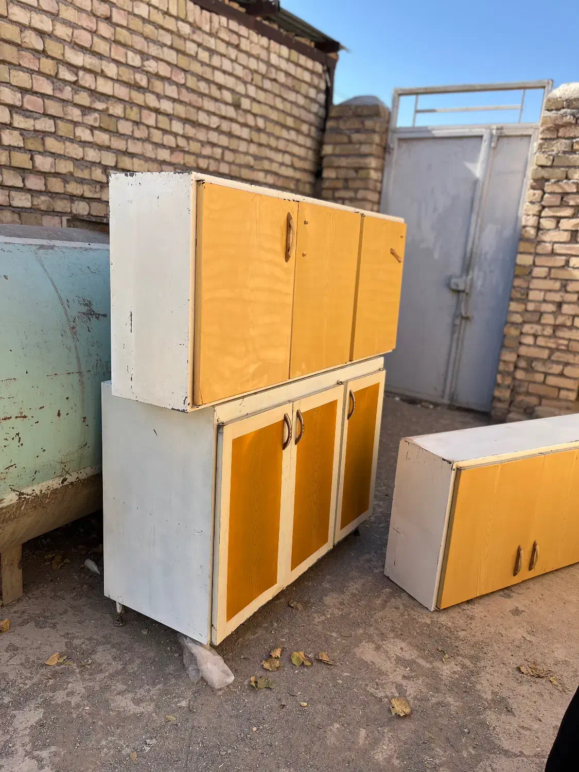 کابینت فلزی تمیز|مصالح و تجهیزات ساختمان|عطاملک, |دیوار