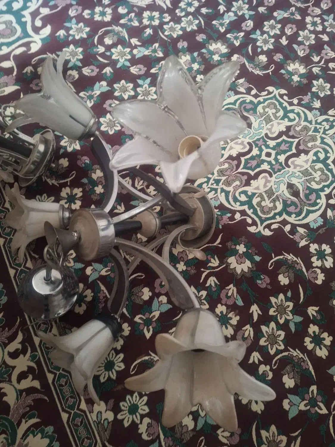 لوستر|لوستر و چراغ آویز|شیراز, ماه فیروزان|دیوار