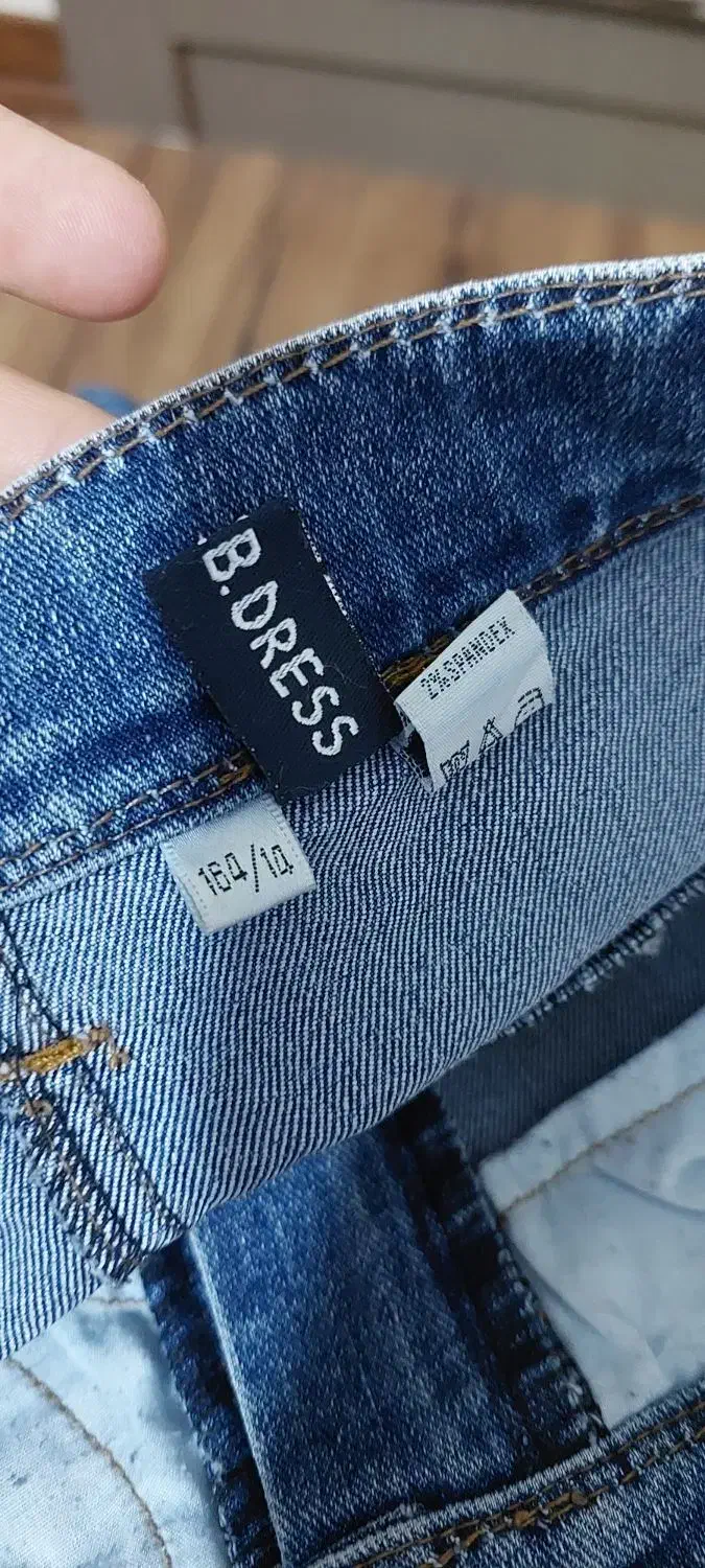 دامن لی|لباس|فولادشهر, C5|دیوار