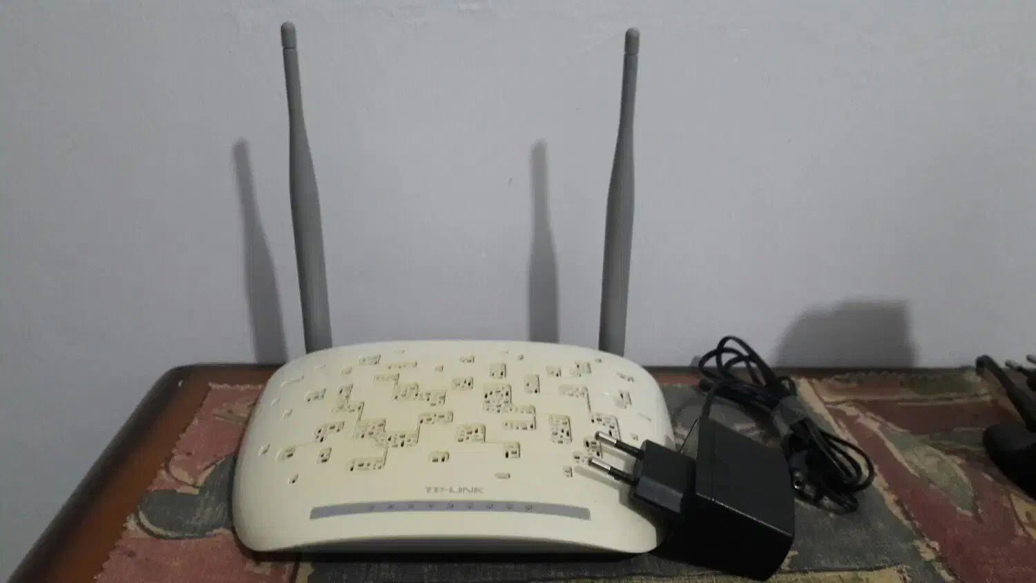 adsl دو آنتن|مودم و تجهیزات شبکه|یاسوج, |دیوار