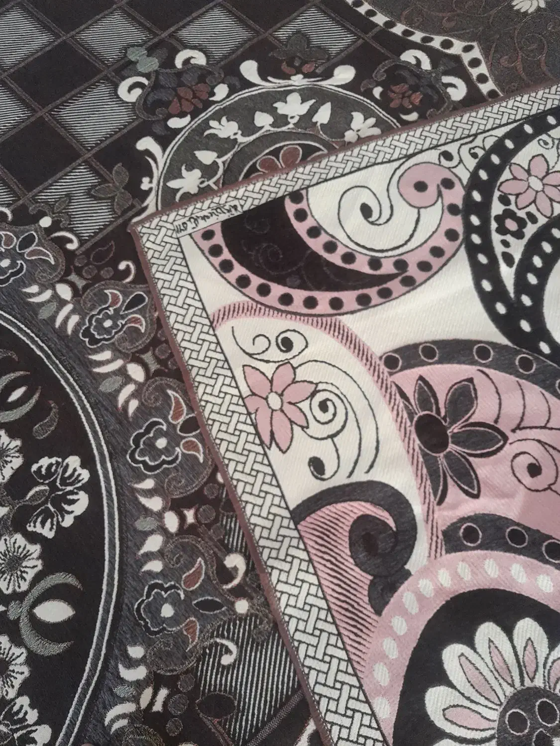 روفرشی|روفرشی|صفادشت, |دیوار