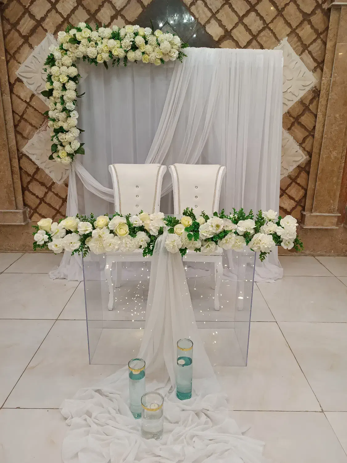 میز پلکسی و دوعدد صندلی|میز و صندلی غذاخوری|سنقر, |دیوار