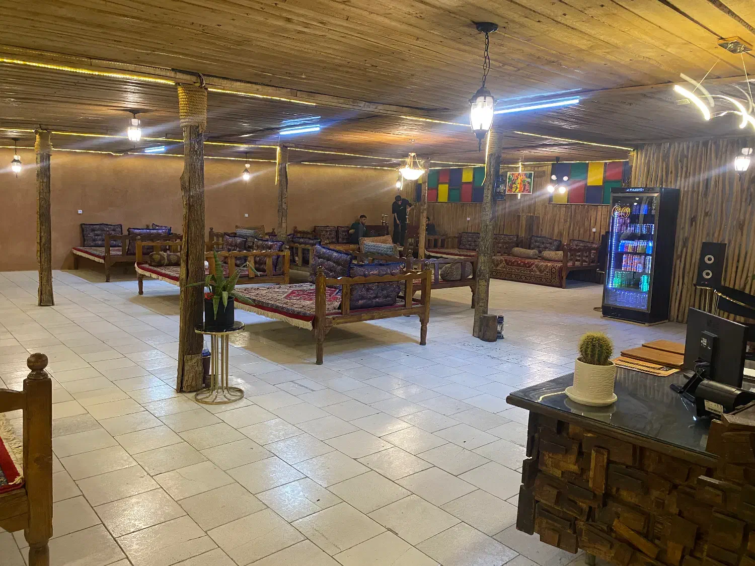 واگذاری کافه فست فود صفرتاصد|فروش مغازه و غرفه|رفسنجان, |دیوار