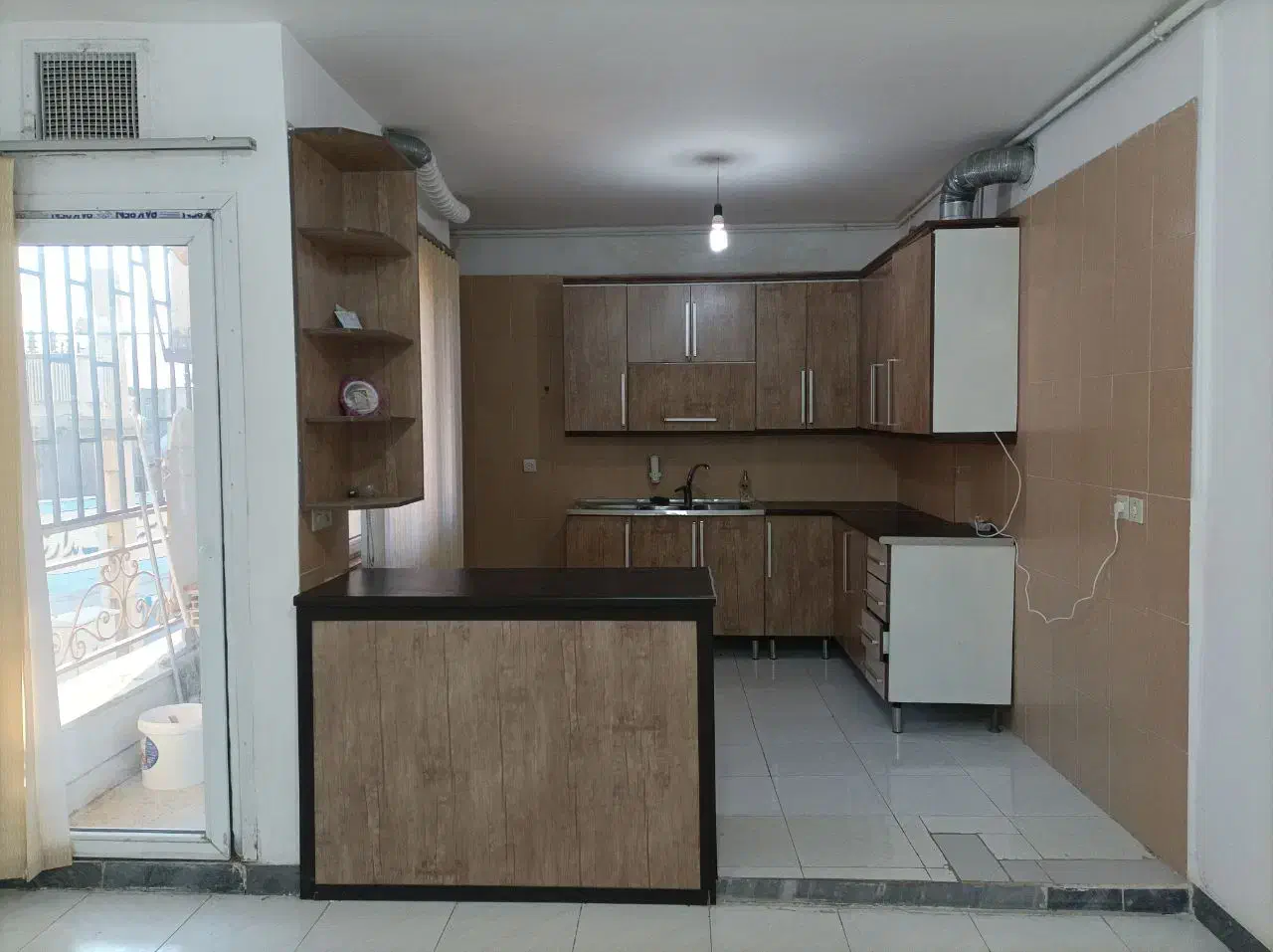 آپارتمان ۷۰متری.۱۸۰ واحدی|فروش آپارتمان|مهاجران, |دیوار