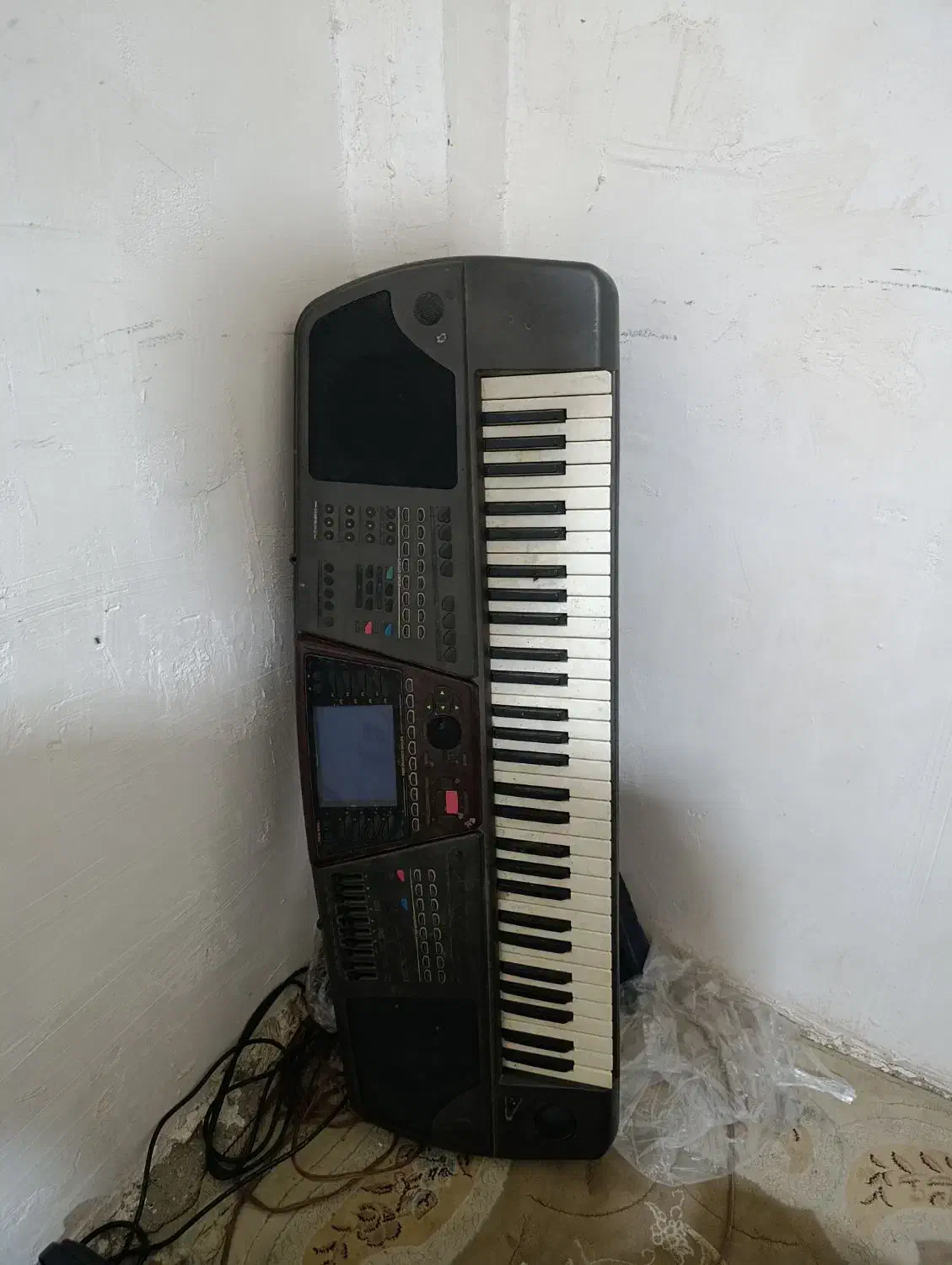 ارگ جی ام|پیانو، کیبورد، آکاردئون|قم, جاده معدن|دیوار