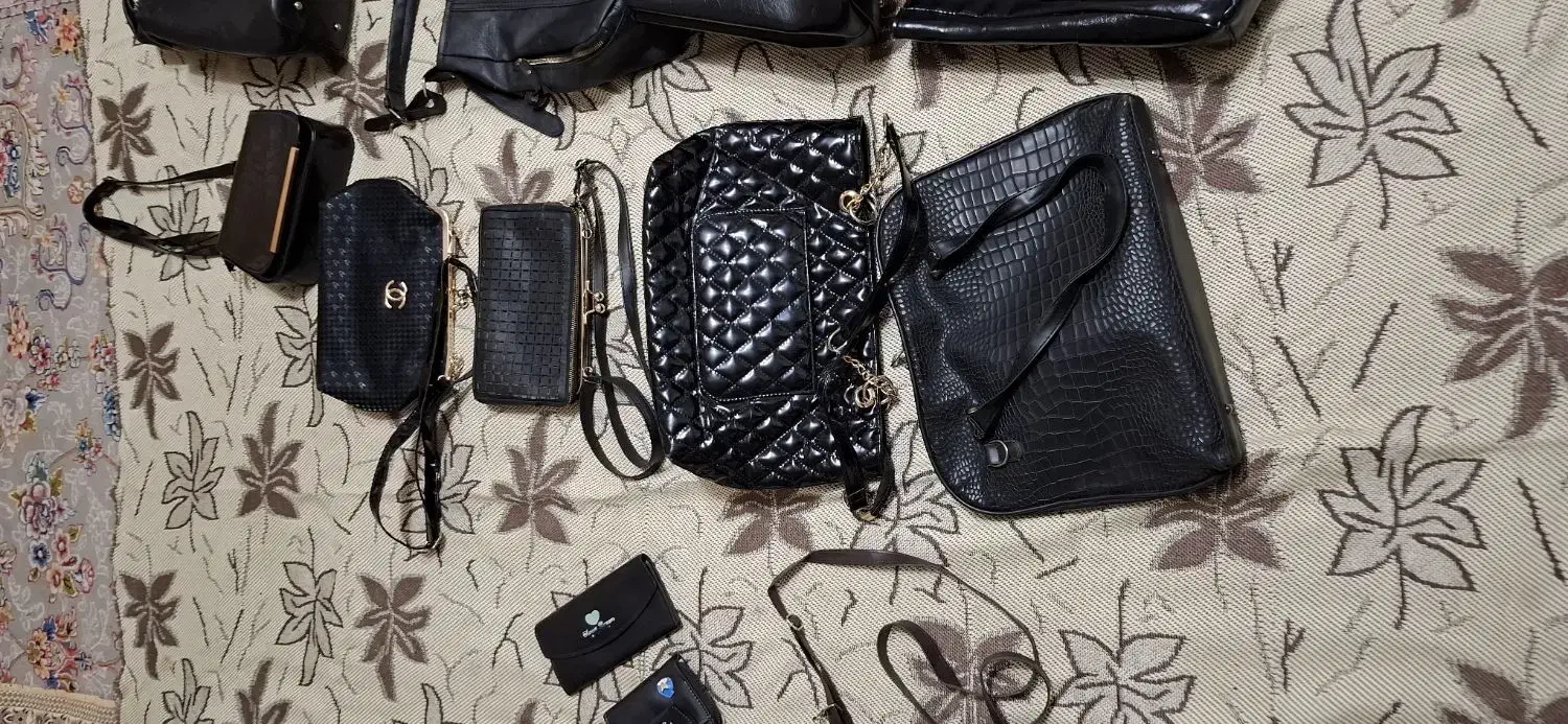 کیف های در حد نو ولی با نو مو نمیزنه|کیف، کفش، کمربند|شهرکرد, |دیوار