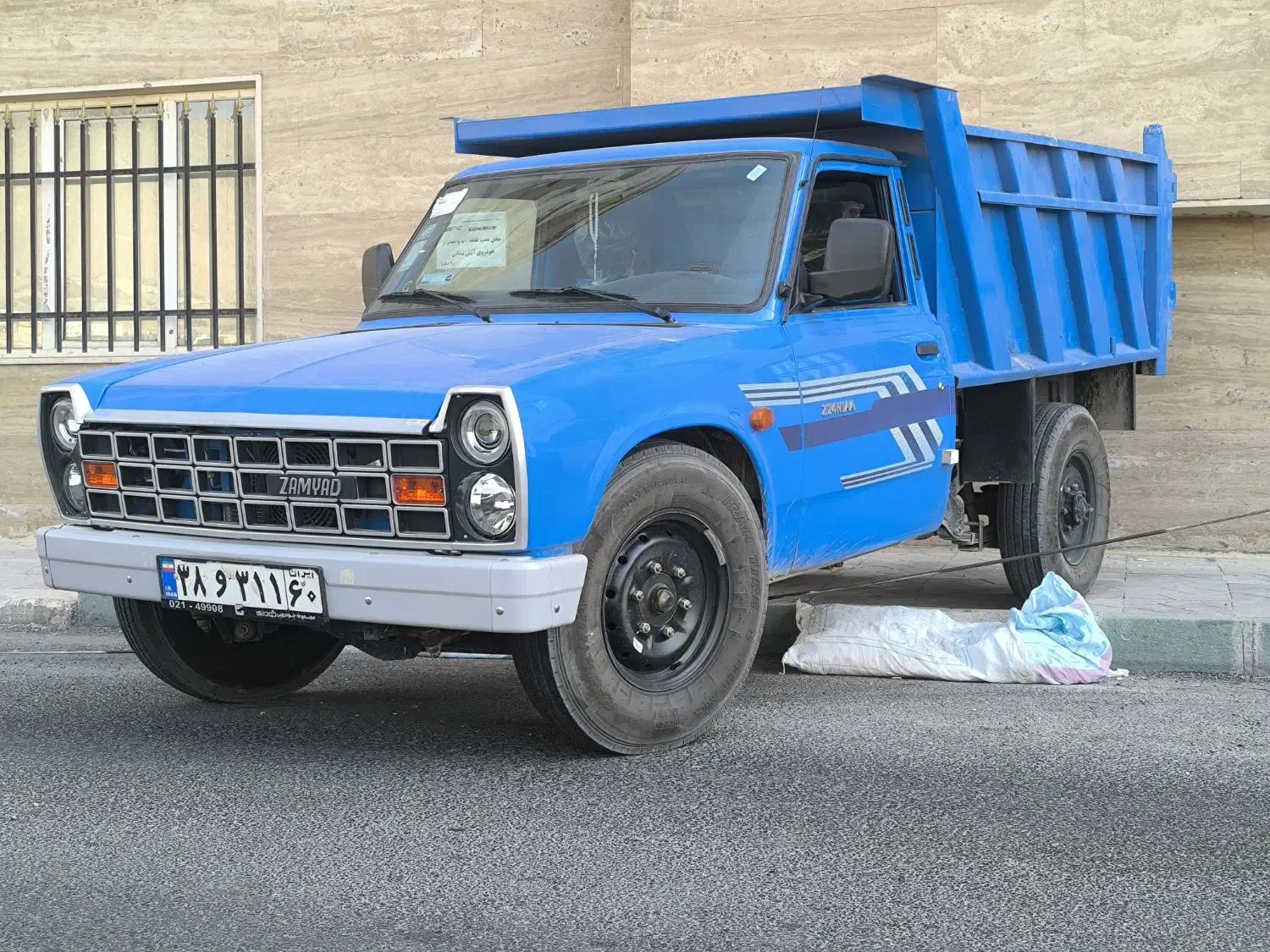 حمل نخاله و پخش مصالح با نیسان سریع و مطمئن|خدمات حمل و نقل|تهران, فردوس|دیوار