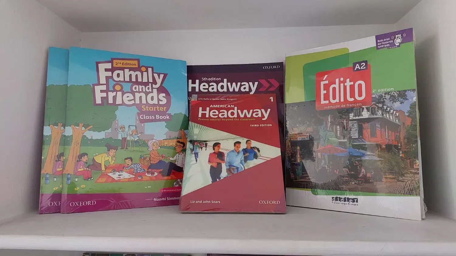 فروش کتابهای کاملا نو زبانهای خارجی|کتاب و مجله آموزشی|رشت, معلم|دیوار