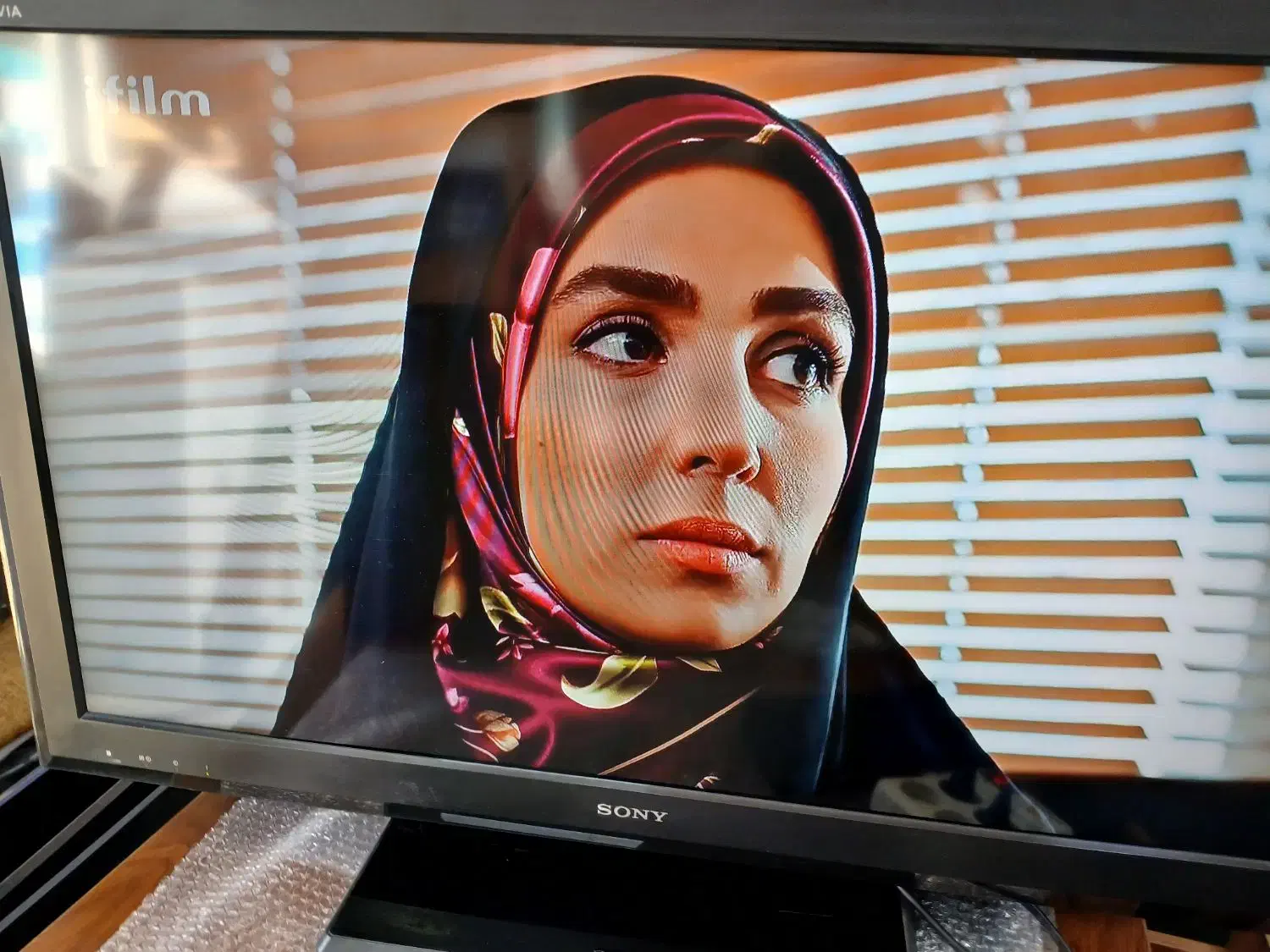 تلویزیون سونی۴۰ اینچ|تلویزیون و پروژکتور|بندر انزلی, سپه|دیوار