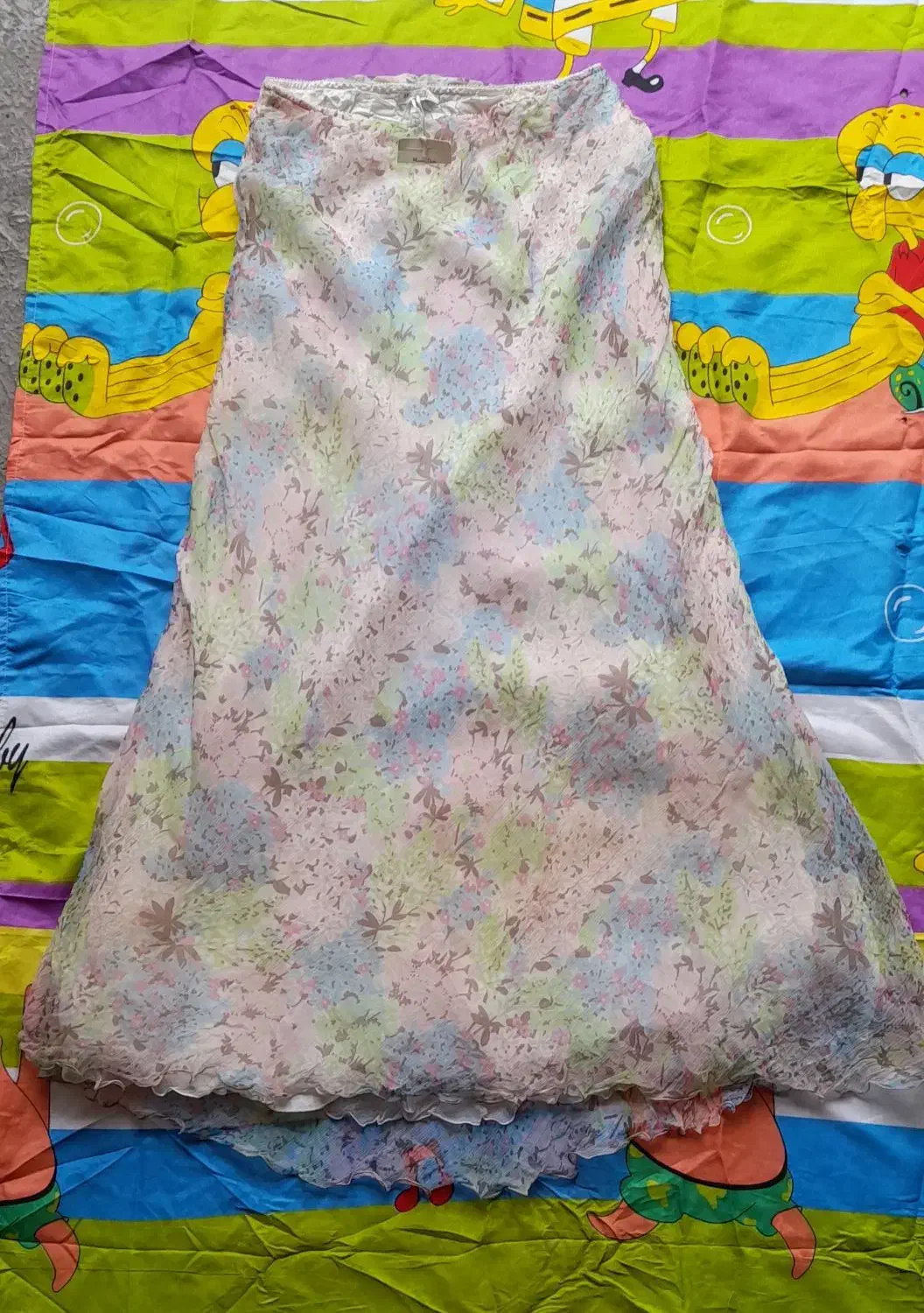 دامن حریر دو استر اسپانیایی|لباس|رودسر, |دیوار