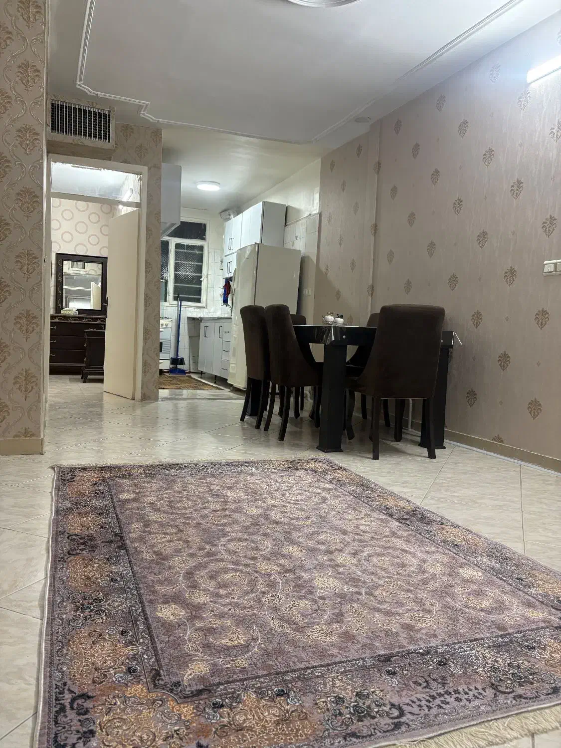 اجاره آپارتمان لوکس روزانه /هفتگی/ماهانه|اجارهٔ کوتاه‌مدت آپارتمان و سوئیت|تهران, جی|دیوار